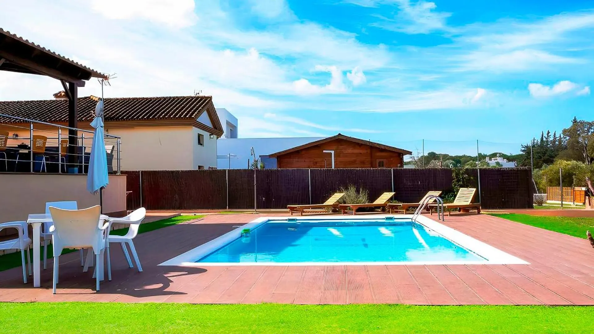 Chalet Con Piscina Privada Vistas A Campo De Golf Chiclana de la Frontera Spain